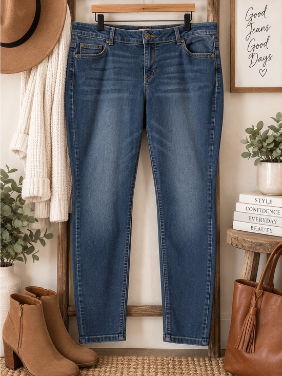 Democracy Denim - Democracy Mid Wash Skinny Ankle Jeans